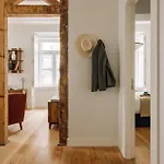 Ando Living - Sao Nicolau House Апарт-готель Лісабон