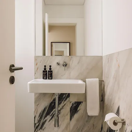 Ando Living - Sao Nicolau House 아파트호텔 리스본