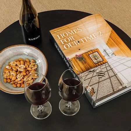 Ando Living - Sao Nicolau House Апартаменти