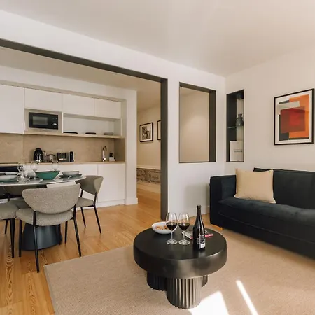 Ando Living - Sao Nicolau House アパート *